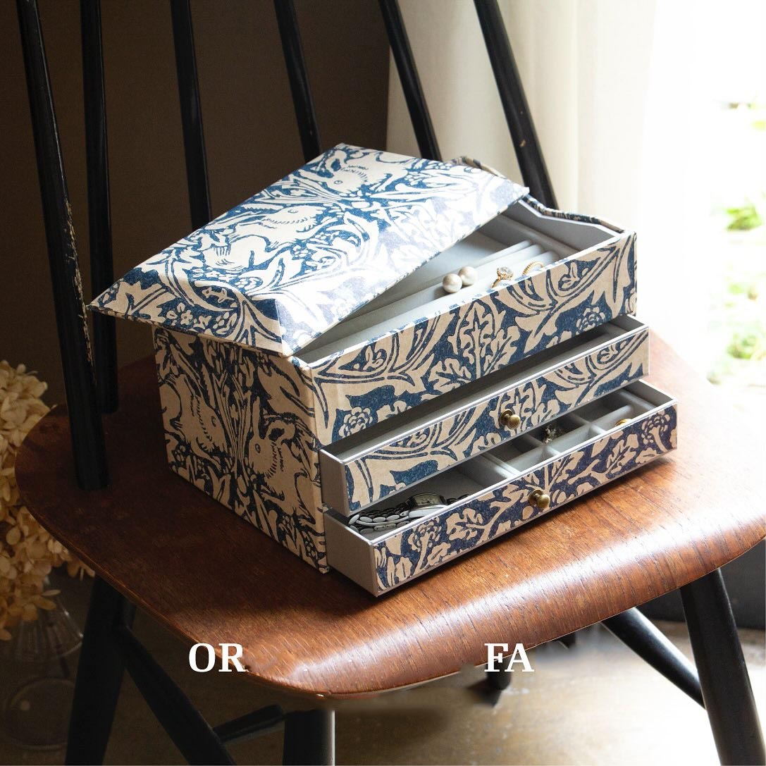 jewelry box jewelry box