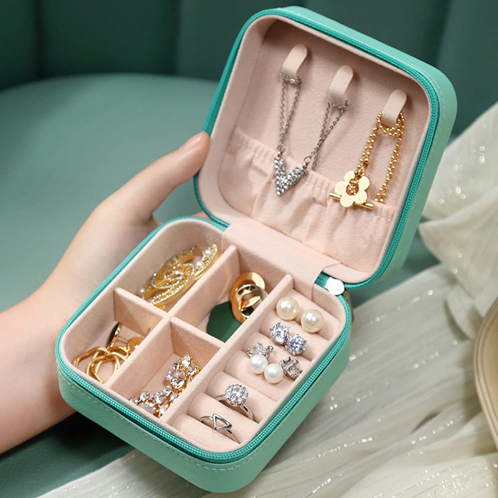 EECA Small Jewelry Box, Portable Jewelry Organizer PU Leather Mini Travel Jewelry Storage Case for Rings Earrings Necklace Bracelets 