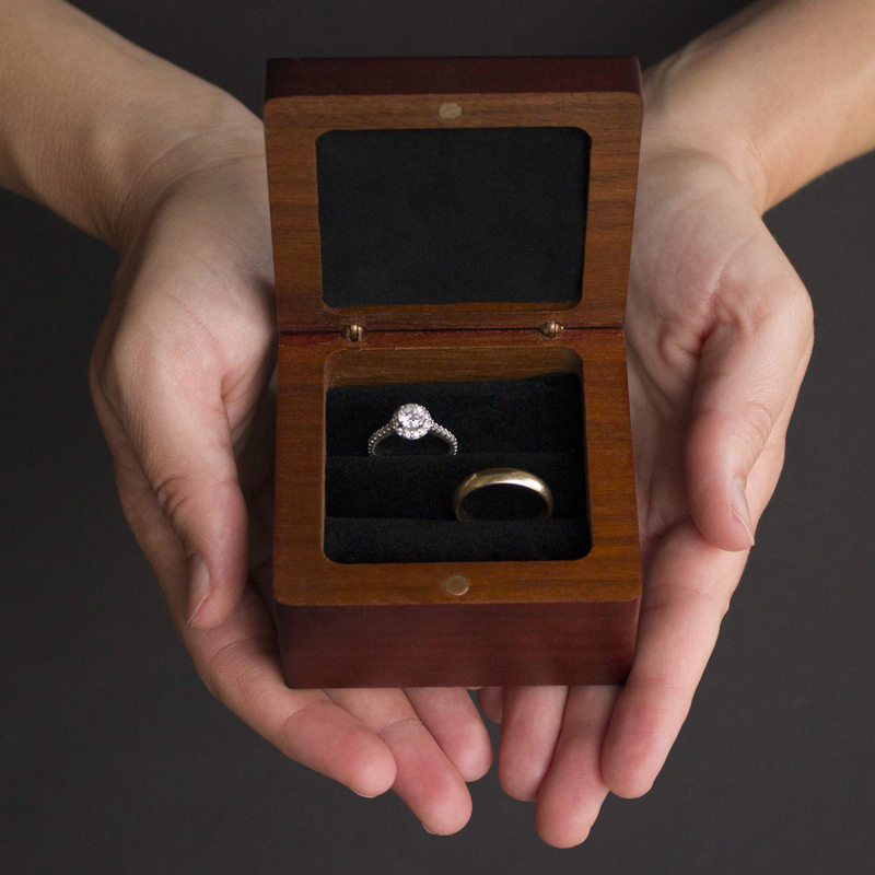 Wholesale Custom Logo Square Wooden Wedding Ring Packaging Box Luxury Wood Ring Display Box for Jewellery 