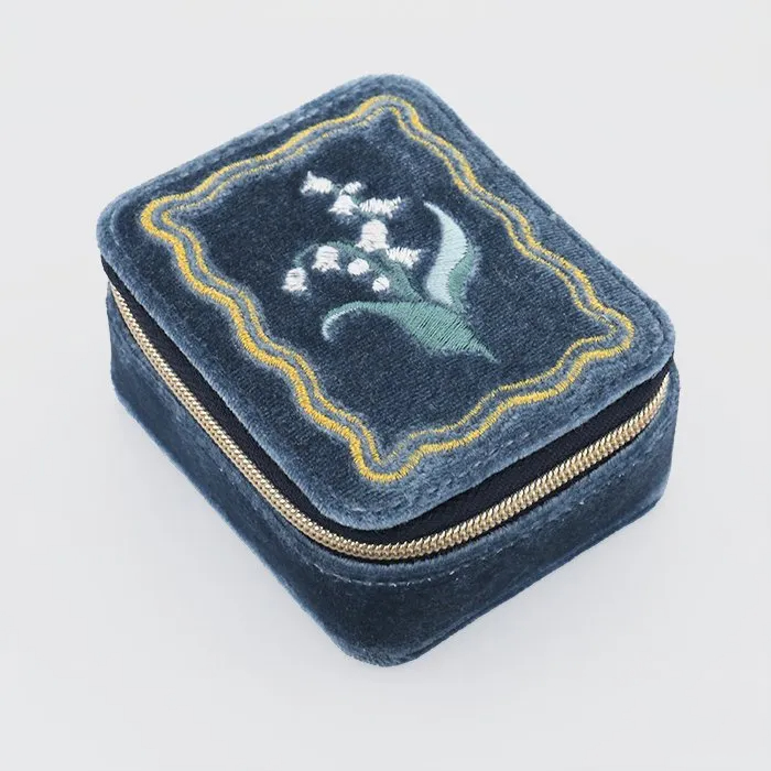 Hand Square Embroidered Jewelry Ring Necklace Bracelet Mini Storage Box Bag Blue Velvet Jewelry Box Set Packaging