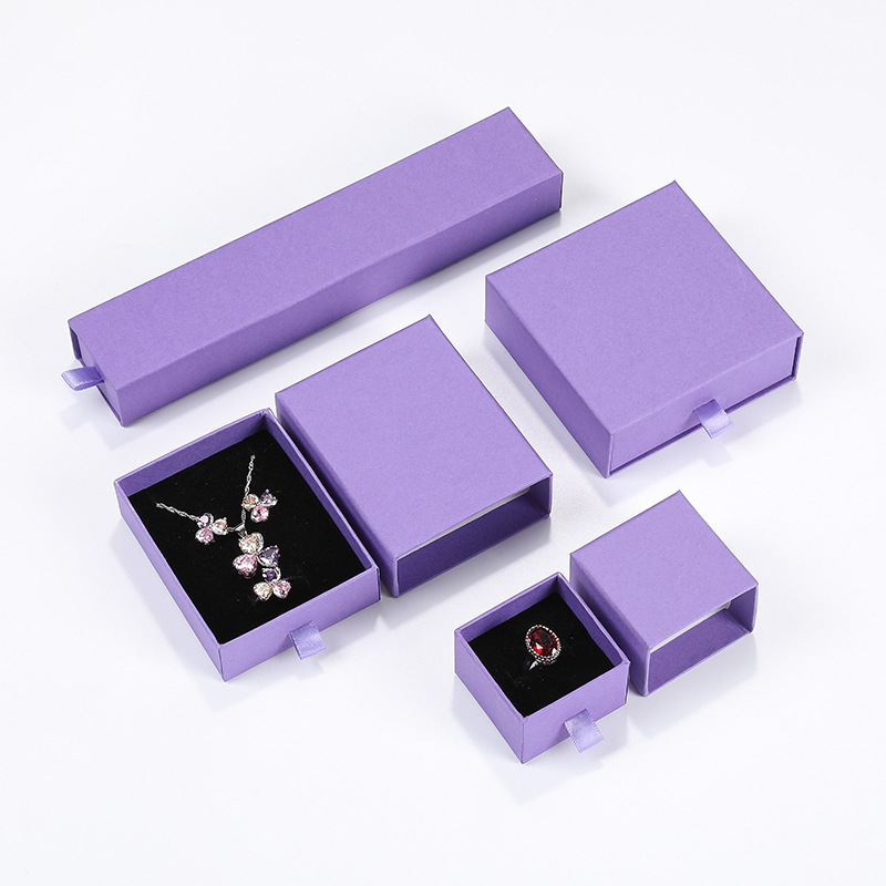 Custom Small Paper Cardboard Square single jewelry gift packaging box with foam insert for ring necklace made in China