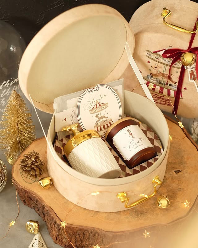 Christmas gift box 6