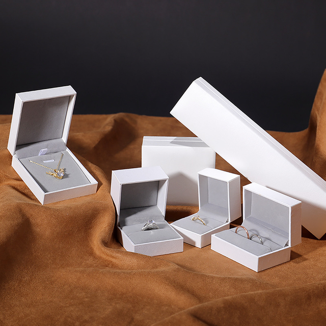 Custom Logo Small Leather Paper Bracelet Ring Necklace Pendant Gift Packaging Box Set With Foam Insert Wholesale
