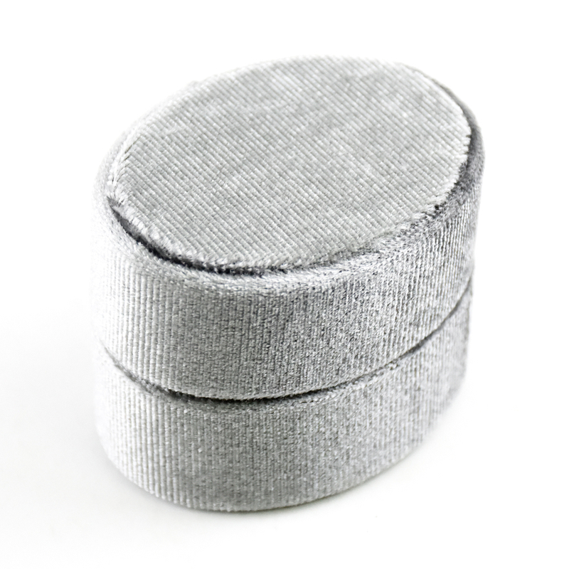 Wholesale Luxury Gray Custom Color Oval Velvet Ring Boxes Grey Jewelry Wedding Proposal Gift Box For Ring Packaging