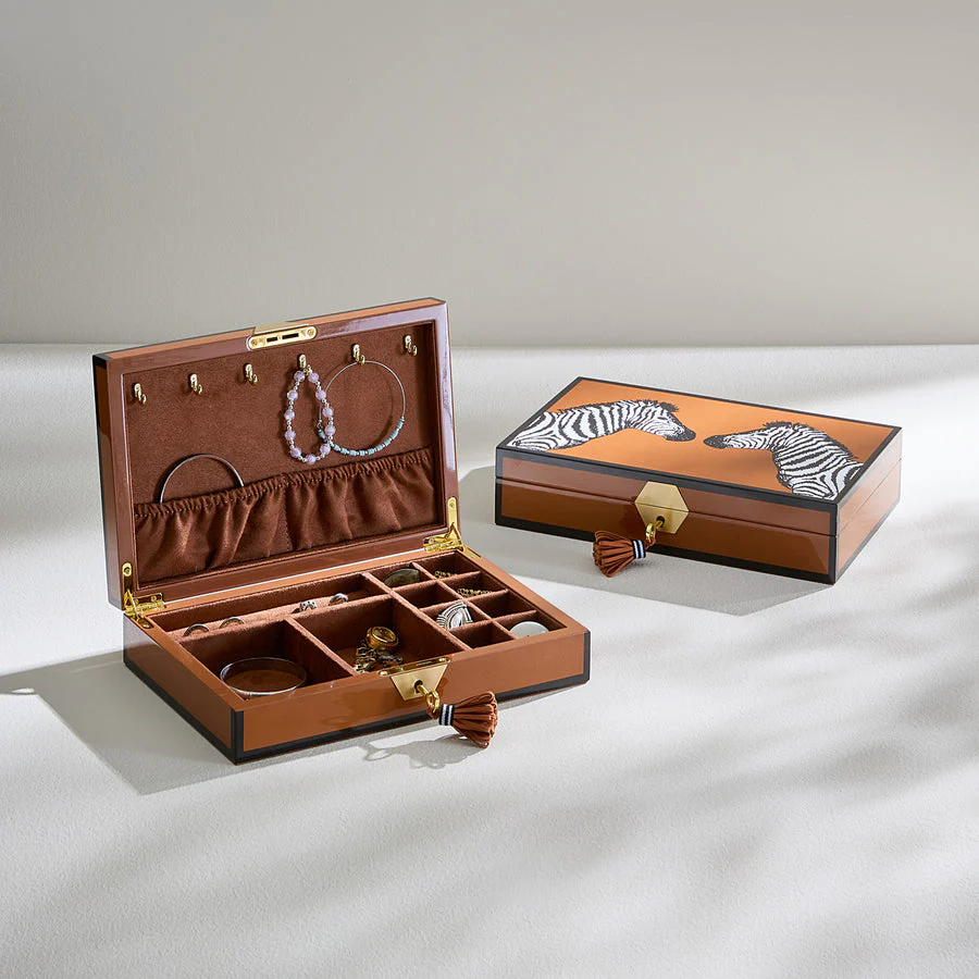 Personalized Jewelry Packaging Box Set Organizer with Logo Velvet Jewelry Box for Watch And Jewelry Lacquered Wood Jewelry Box