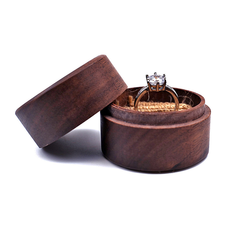 Small Solid Wood Vintage Ring Box Antique Round Packaging Gift Box Classic Wedding Marriage Wood Jewelry Ring Boxes