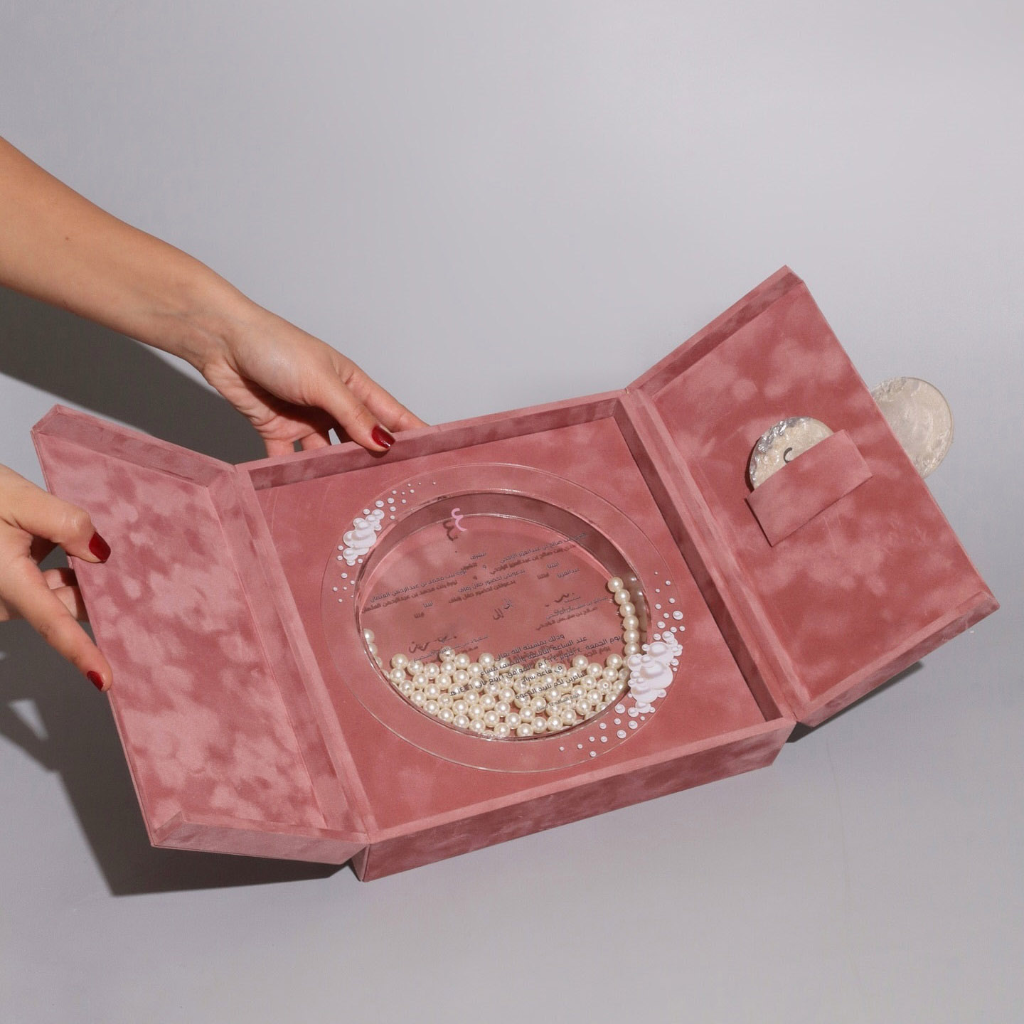 Luxury Jewelry Box Organizer Pearl Necklace Box Packaging Custom Velvet Double Open Closure Keepsake Bracelet Box