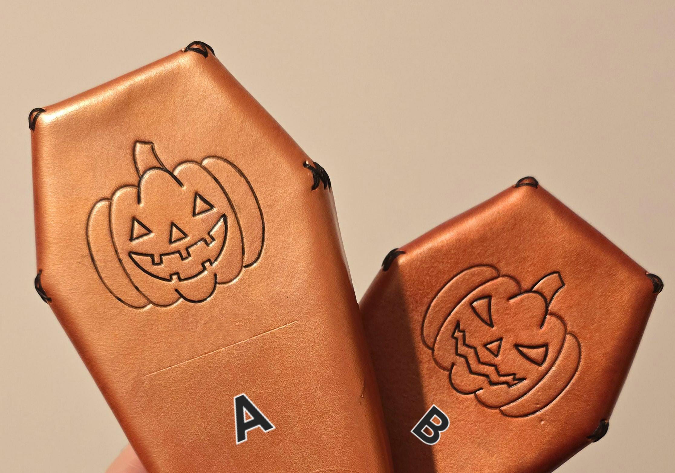 Leather Coffin Dice Storage Jewelry Box Halloween Surprise Ring Custom Coffin Shaped Pumpkin Necklace Bracelet Box Packaging