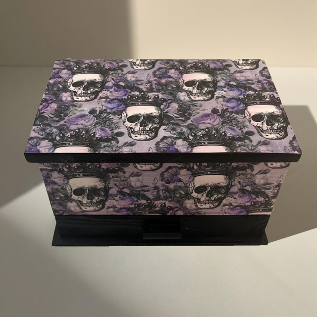 Halloween Skull And Dark Purple Rose Design Watch Jewelry Box Packaging Wooden Drawer Style Jewelry Storage Box with Mirror