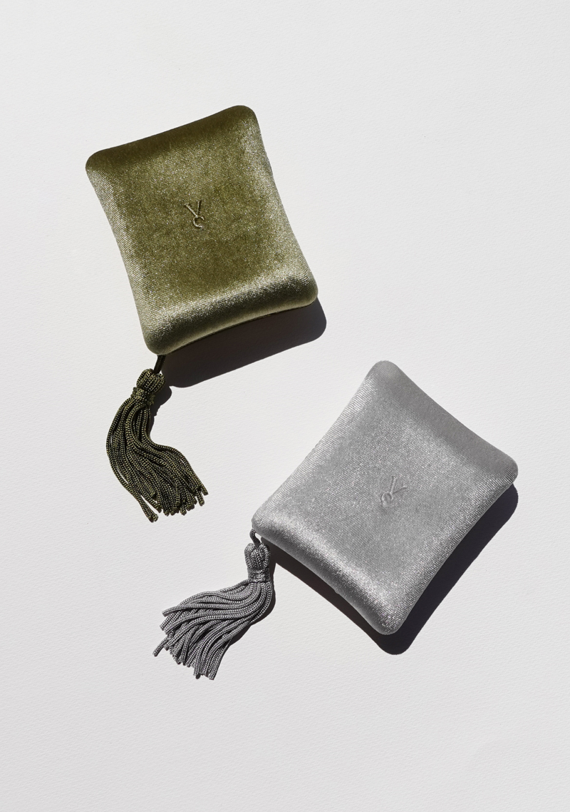 Custom Earrings Box for Storing Jewellery Plush Velvet Mini Ring Package Pistachio Green Grey Decorative Jewelry Box with Tassel