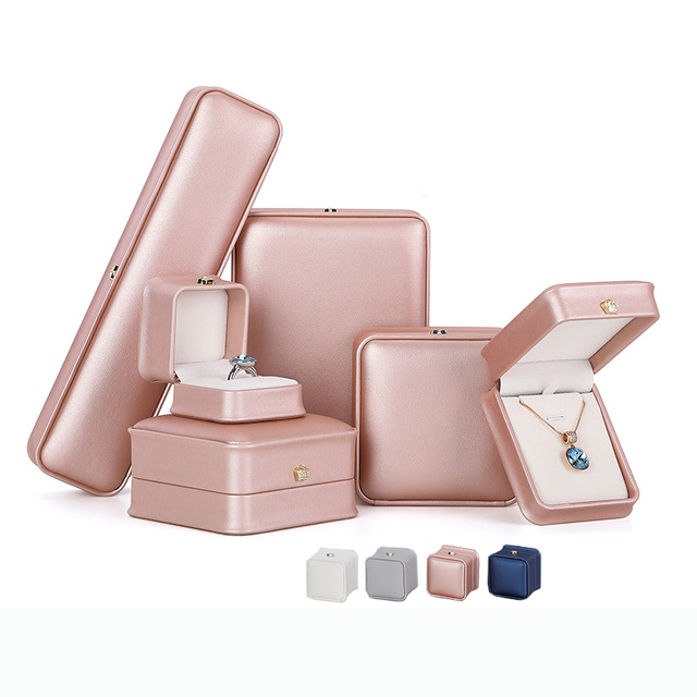 Wholesale Jewelry Packaging Box Luxury Necklace Bracelet Ring Promotion Jewelry Case PU Gift Jewelry Box 