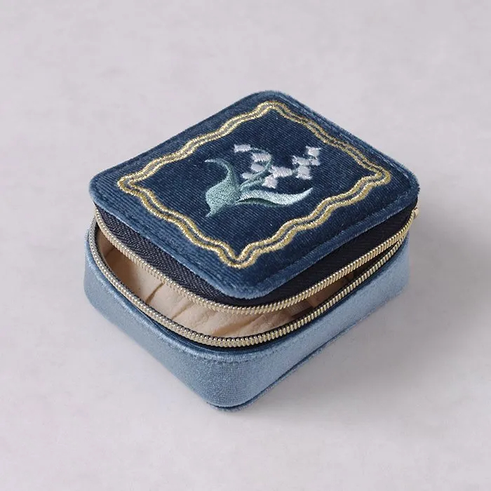 Hand Square Embroidered Jewelry Ring Necklace Bracelet Mini Storage Box Bag Blue Velvet Jewelry Box Set Packaging