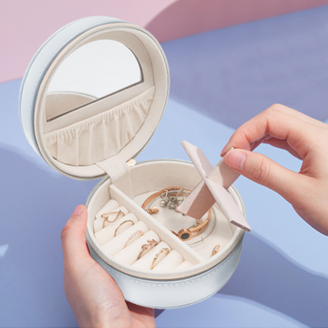round jewelry box (1).jpg