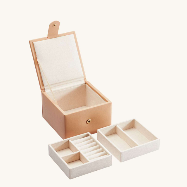 Velvet Luxury Jewelry Storage Box Portable Jewelry Case Microsuede Interior Lining Ring Earring Box with Flip Snap