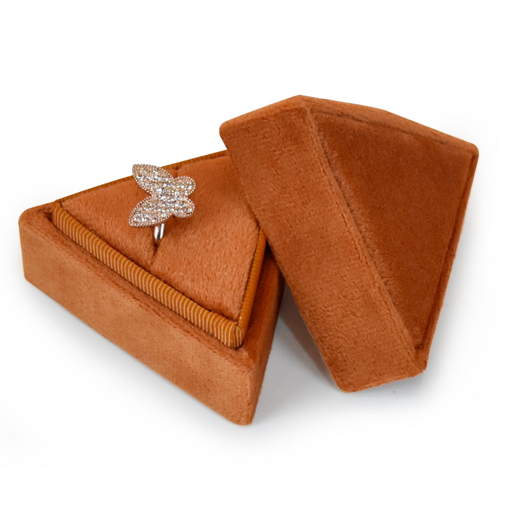 triangle flannel ring box