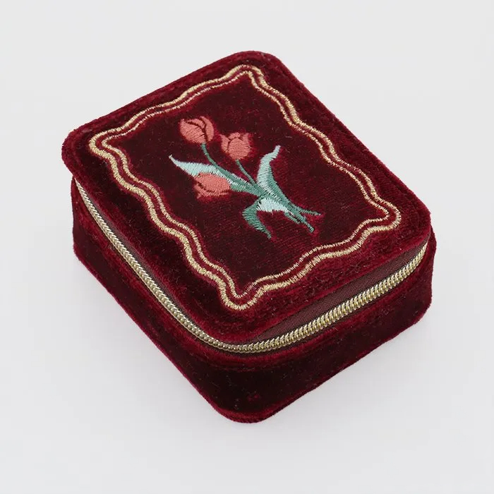 vintage jewelry box (2)