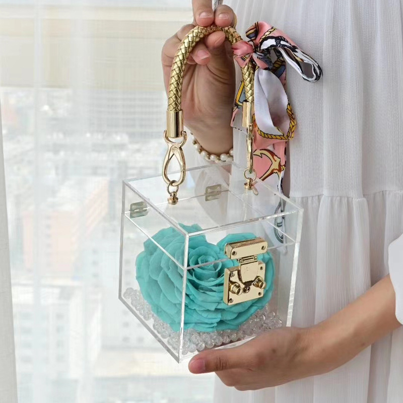 Hot Selling Acrylic Square Wedding Souvenirs Portable Gift Jewelry Packaging Box Transparent Candy Box With Metal Handle