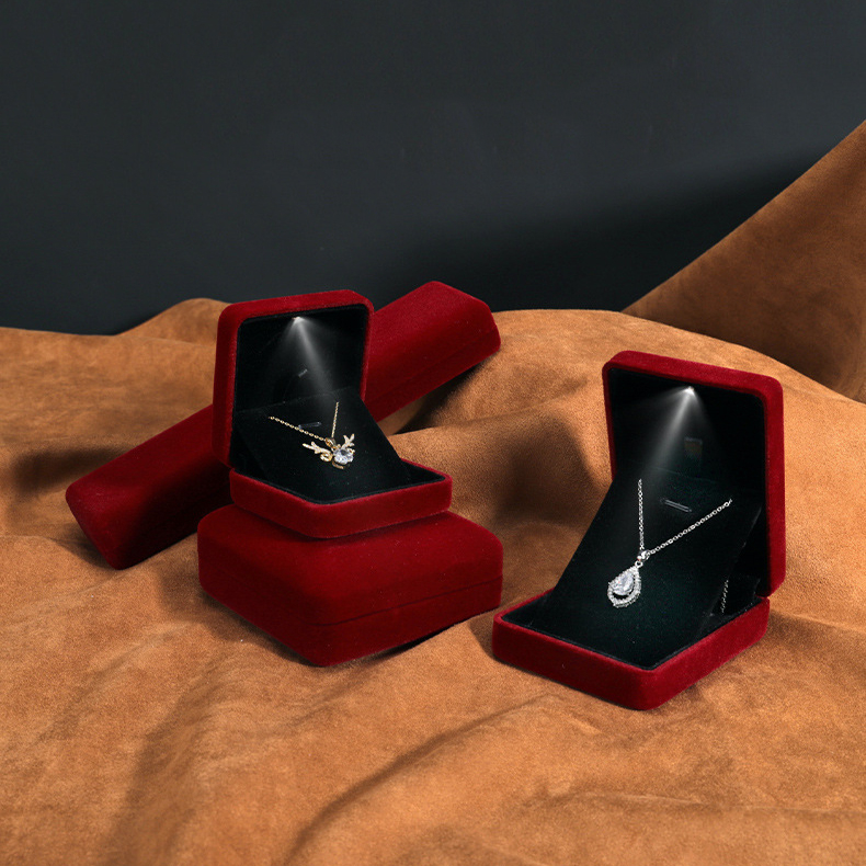 High Grade Flannelette LED Light Necklace Bracelet Pendant Ring Jewelry Packaging Box Wholesale